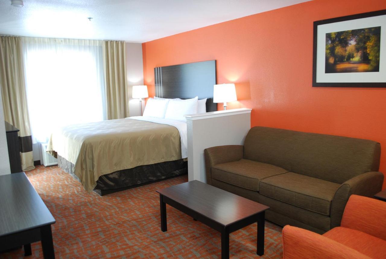 Quality & Northwest Hotel 3*